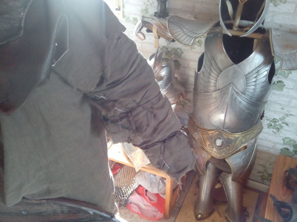 Gambi umwickelt 1.jpg